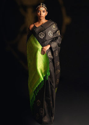 Black Banarasi Silk Saree With Blouse Piece