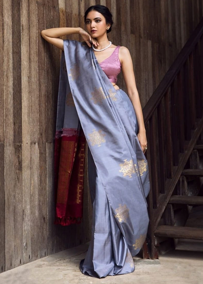 Grey Banarasi Silk Saree With Blouse Piece