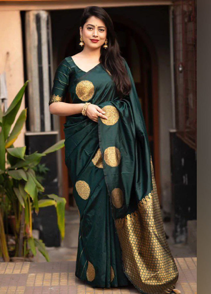 Green Banarasi Silk Saree With Blouse Piece