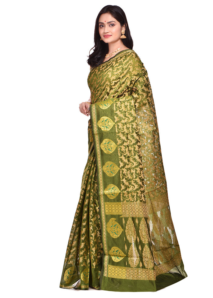 Green Cotton Saree With Blouse Piece