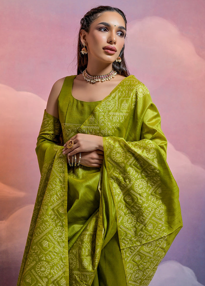 Mehendi Dupion Silk Saree With Blouse Piece