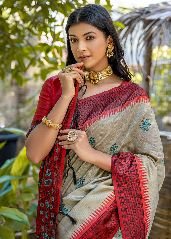 Cream Tussar Silk Saree With Blouse Piece