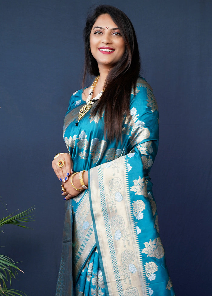 Teal Banarasi Silk Saree With Blouse Piece