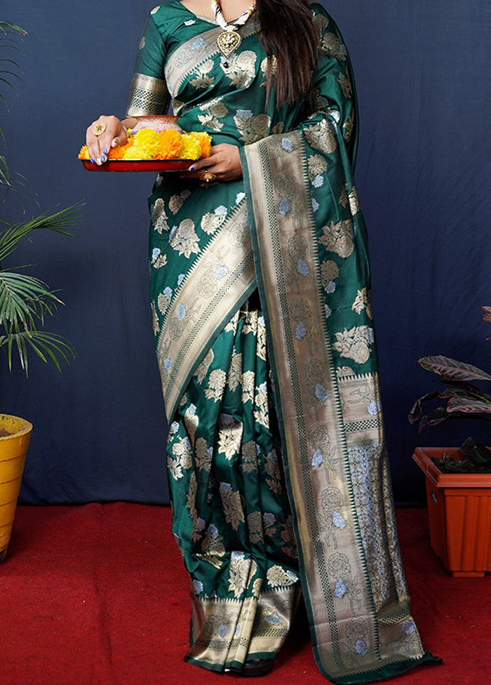 Bottle Green Banarasi Silk Saree With Blouse Piece