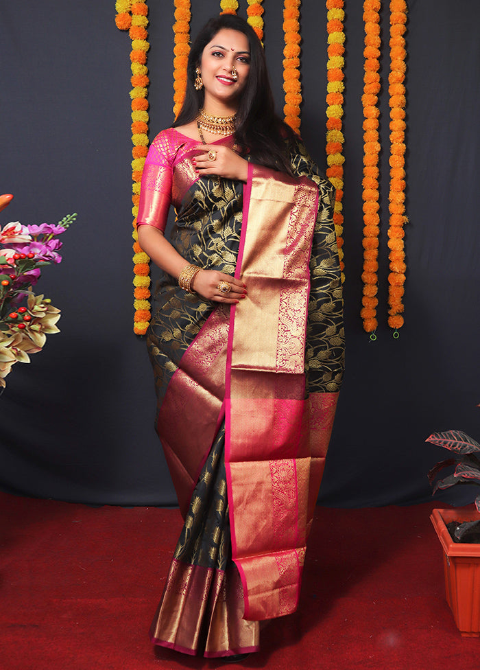 Black Kanchipuram Silk Saree With Blouse Piece