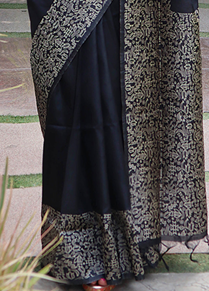 Black Spun Silk Saree With Blouse Piece