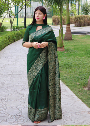 Green Spun Silk Saree With Blouse Piece