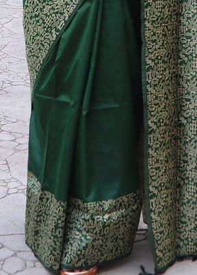 Green Spun Silk Saree With Blouse Piece