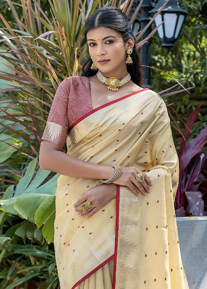 Cream Tussar Silk Saree With Blouse Piece