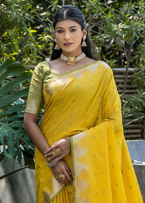 Yellow Tussar Silk Saree With Blouse Piece