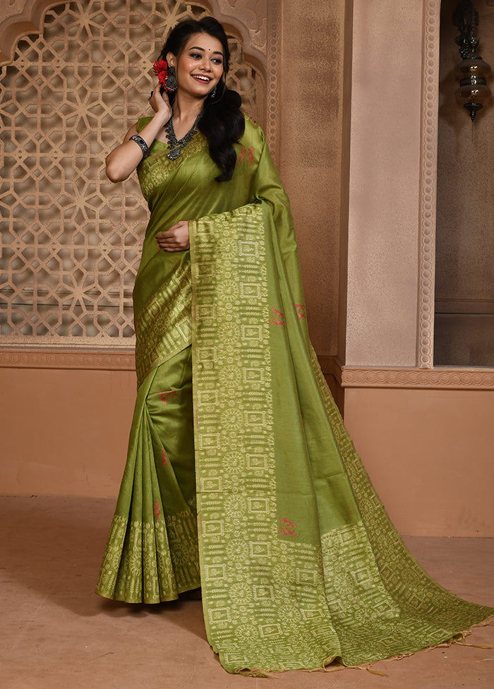 Green Spun Silk Saree With Blouse Piece