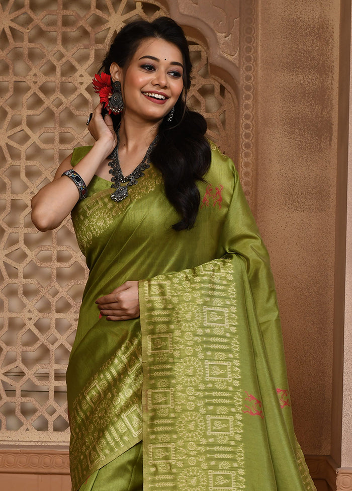 Green Spun Silk Saree With Blouse Piece