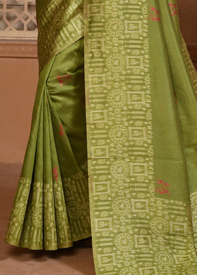 Green Spun Silk Saree With Blouse Piece