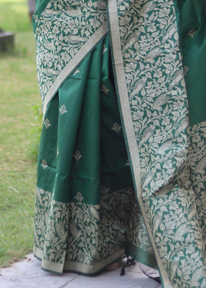 Green Spun Silk Saree With Blouse Piece