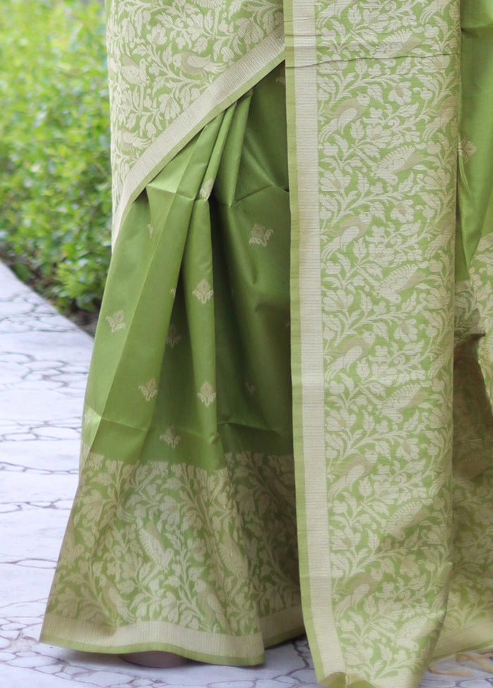 Mehendi Spun Silk Saree With Blouse Piece