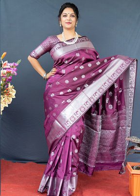 Wine Banarasi Silk Saree With Blouse Piece