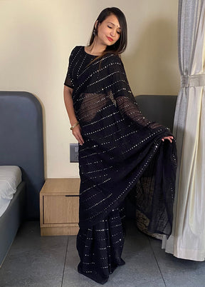 Black Georgette Saree With Blouse Piece