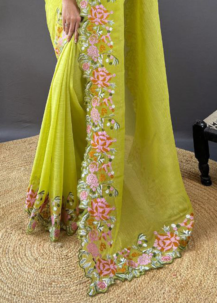 Mehendi Spun Silk Saree With Blouse Piece