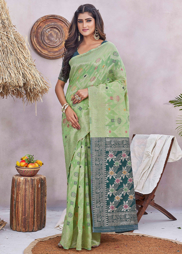 Green Banarasi Silk Saree With Blouse Piece