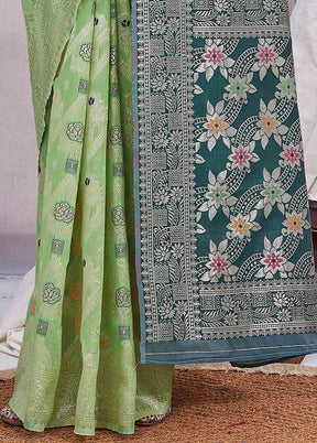 Green Banarasi Silk Saree With Blouse Piece