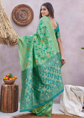 Green Banarasi Silk Saree With Blouse Piece