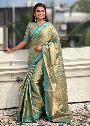 Blue Spun Silk Saree With Blouse Piece