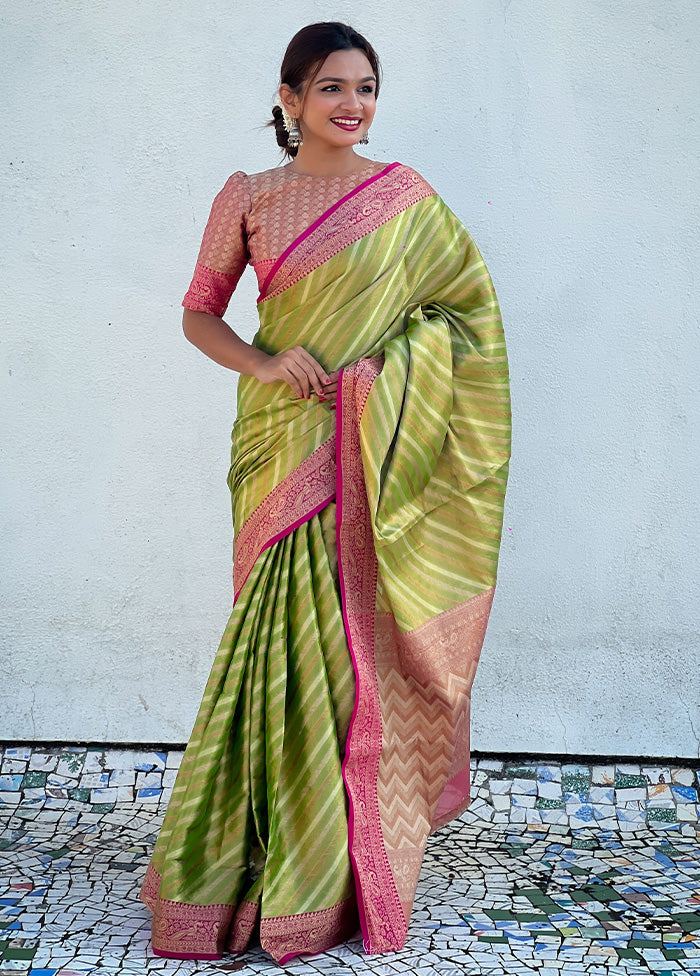 Green Spun Silk Saree With Blouse Piece