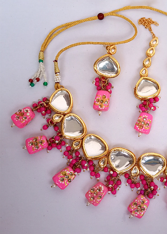 Kundan Studded Pink Jewellery Set With Mangtika - Indian Silk House Agencies