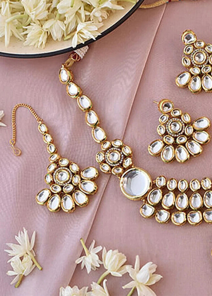 White Kundan Jewellery Set With Mangtika - Indian Silk House Agencies