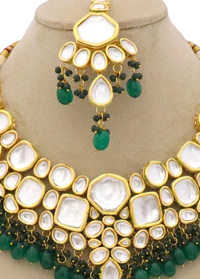 Emerald Green Kundan Jewellery Set With Mangtika - Indian Silk House Agencies