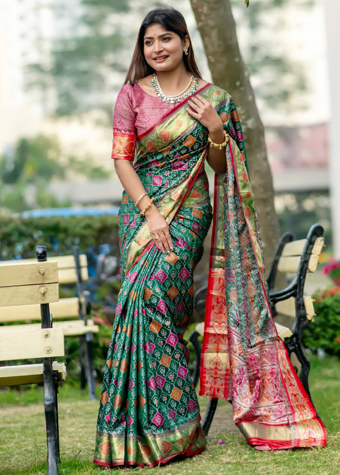 Green Banarasi Silk Saree With Blouse Piece