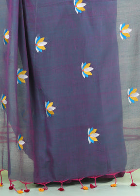 Blue Cotton Saree With Blouse Piece