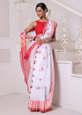 White Cotton Saree With Blouse Piece