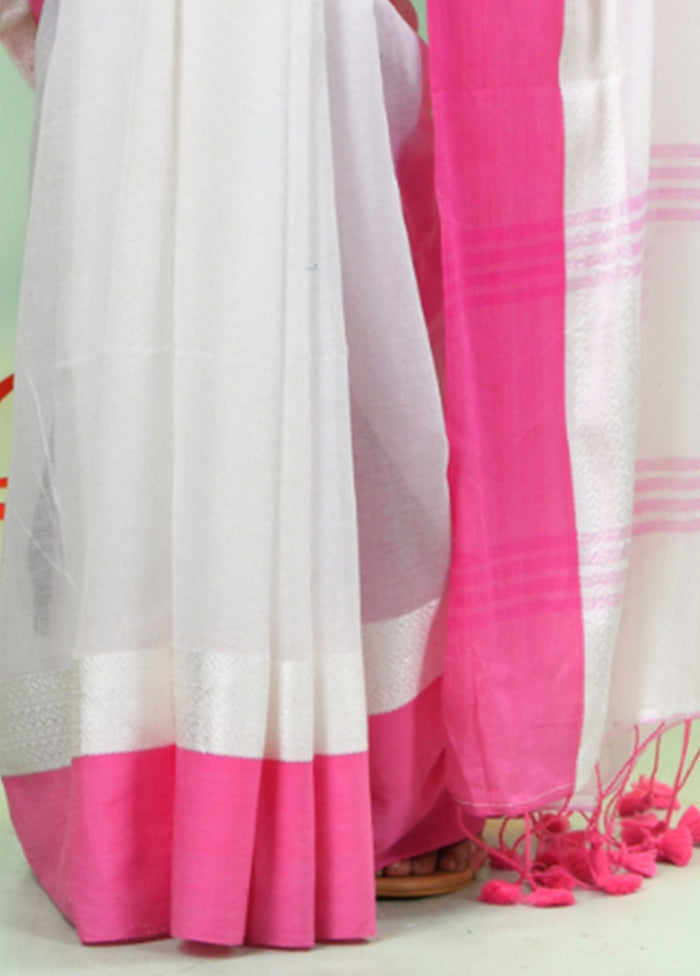 White Cotton Saree With Blouse Piece