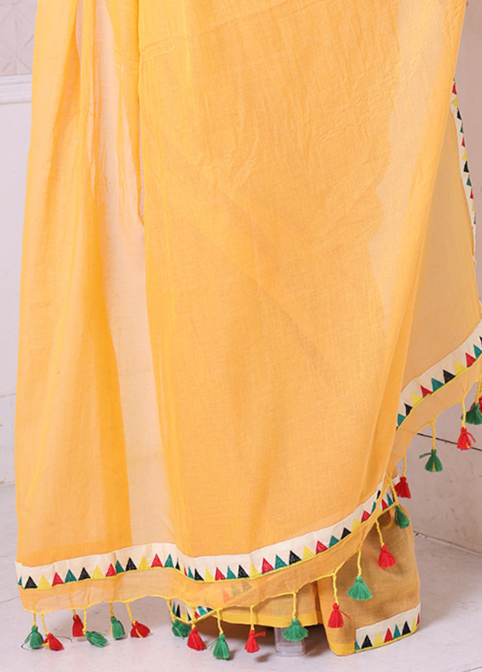 Yellow Cotton Solid Saree Without Blouse Piece