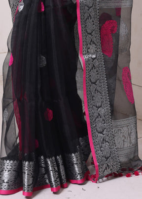 Black Spun Silk Saree With Blouse Piece