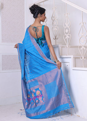 Sky Blue Pure Cotton Saree With Blouse Piece