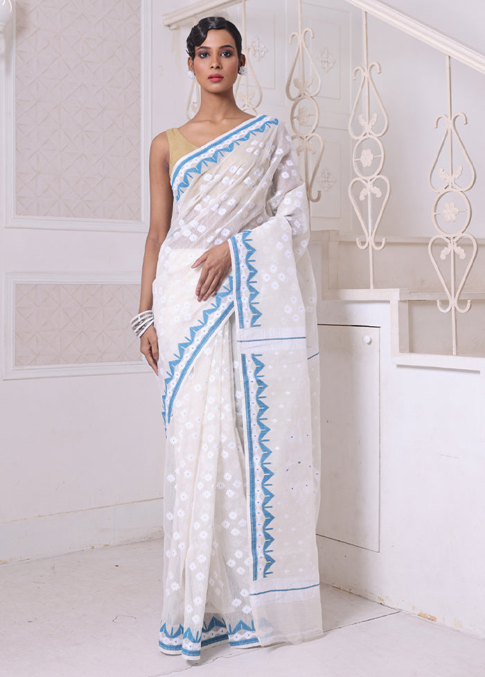 Off White Pure Cotton Texture Saree Without Blouse Piece