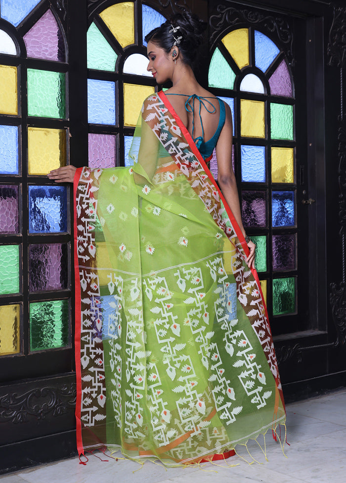 Light Green Spun Silk Saree With Blouse Piece