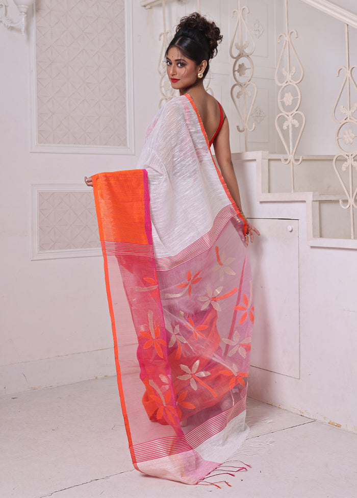 Off White Matka Pure Silk Saree With Blouse Piece