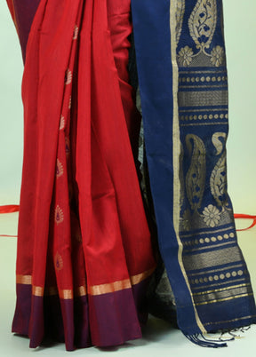 Red Pure Cotton Saree With Blouse Piece