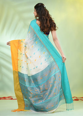 Off White Pure Cotton Saree With Blouse Piece