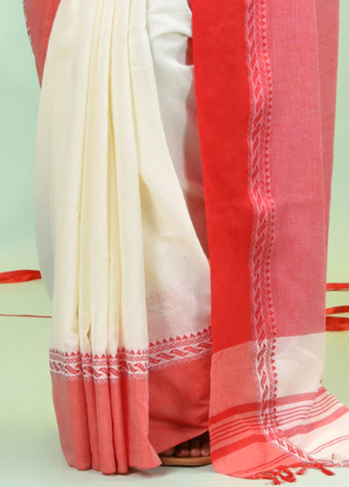 Off White Cotton Saree With Blouse Piece