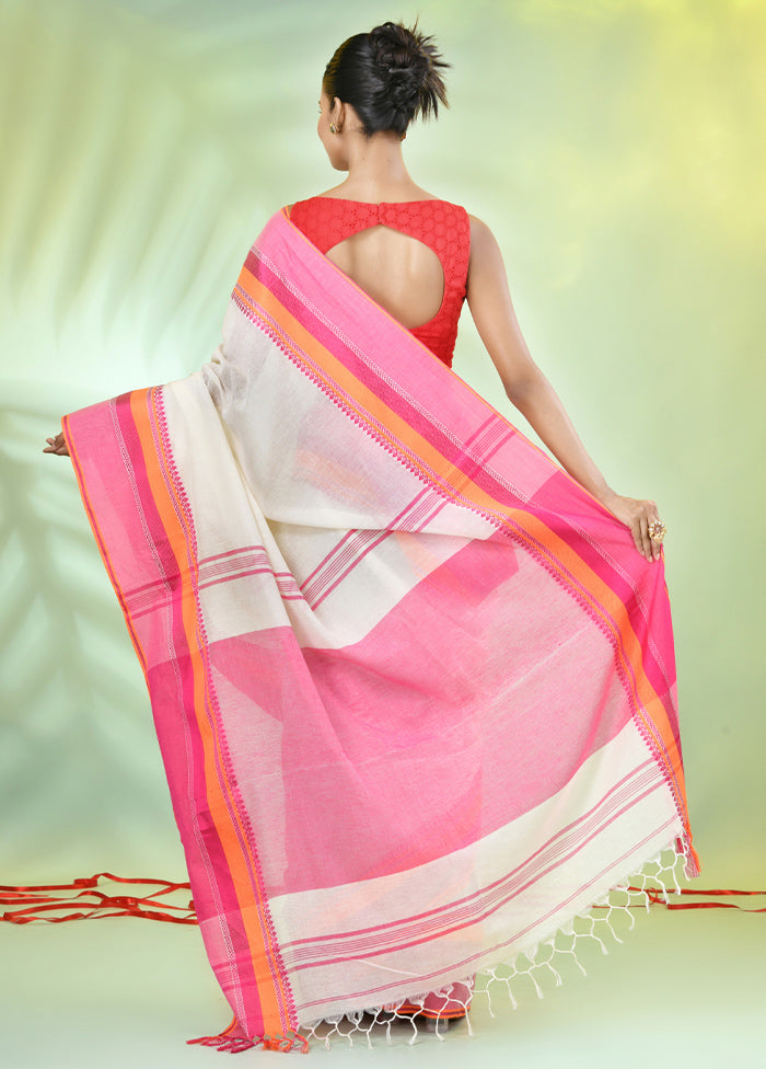 Off White Cotton Saree With Blouse Piece