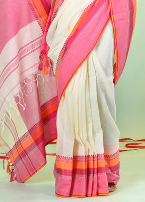 Off White Cotton Saree With Blouse Piece