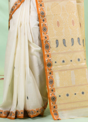 Off White Tussar Silk Texture Motifs Woven Saree Without Blouse Piece