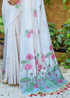 White Cotton Saree With Blouse Piece