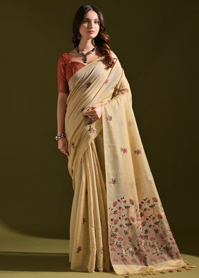 Cream Pure Cotton Saree With Blouse Piece