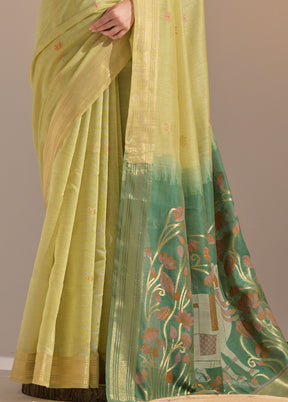 Pista Green Pure Cotton Saree With Blouse Piece