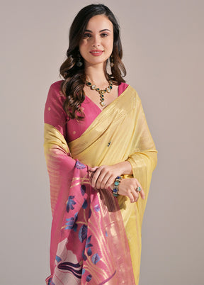 Yellow Pure Cotton Saree With Blouse Piece